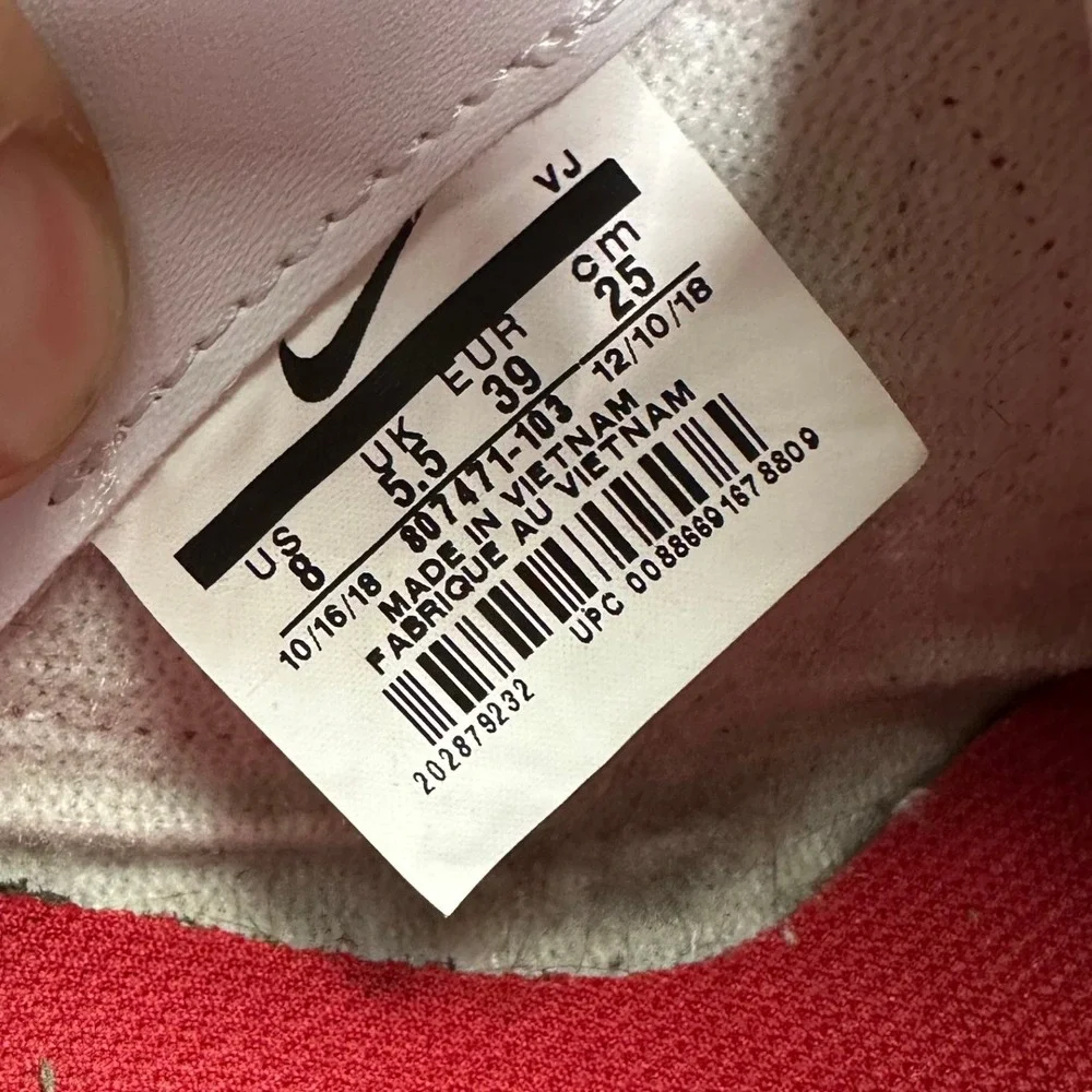 Nike Classic Womens Cortez Leather Forrest Gump White Red 807471-103 Size 8